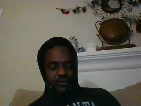 Snapshot of Hugedick0071 chatting on 01.21.25 Hugedick0071 online show from 01.21.25