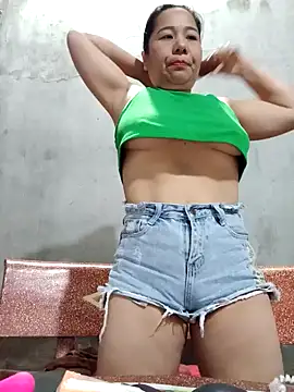 Queen 18200 online show from 12.19.24