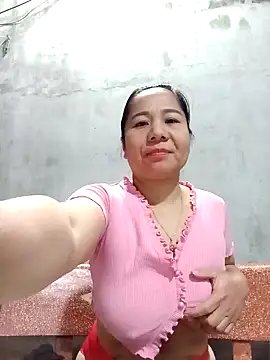 Queen 18200 online show from 12.21.24