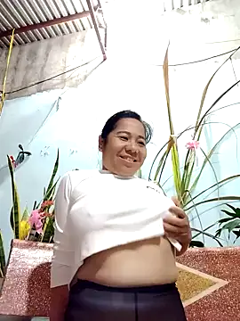 Queen 18200 online show from 02.03.25