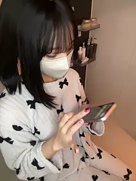 -Yuria- online show from 01.30.25