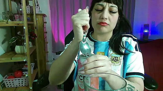 Snapshot of Belu_bunny chatting on 06.10.26 Belu bunny online show from 06.10.26