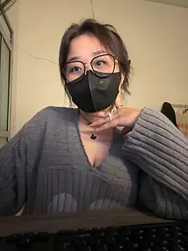 Snapshot of Jenni_nana chatting on 12.12.24 Jenni nana online show from 12.12.24