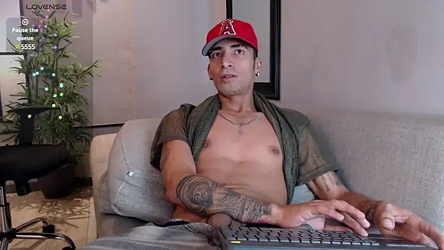 DrakeNeumann online show from 02.11.25