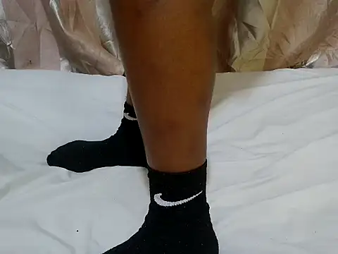 Snapshot of faista_jude chatting on 02.19.25 faista jude online show from 02.19.25