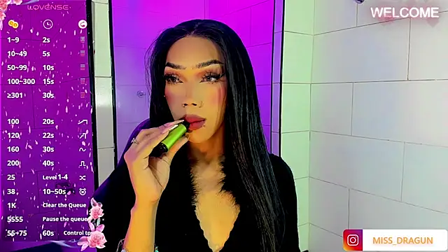 Snapshot of Nikita_Gers chatting on 10.28.25 Nikita Gers online show from 10.28.25