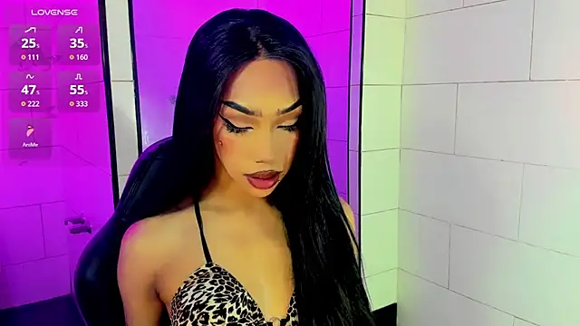 Snapshot of Nikita_Gers chatting on 10.31.25 Nikita Gers online show from 10.31.25