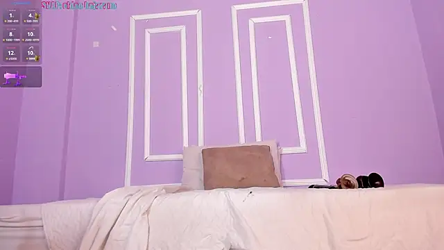 Chleo   online show from 02.25.25