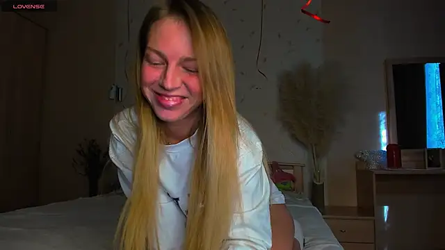 Snapshot of Jeanne_Williams chatting on 03.12.25 Jeanne Williams online show from 03.12.25