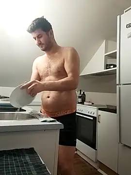 Analcholic online show from 12.05.25