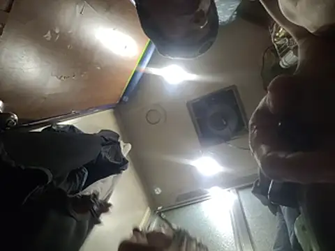 ILUV2TUCHMYKITTY online show from 11.11.25