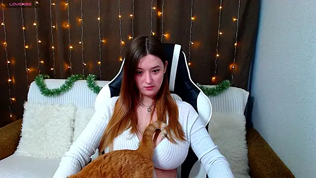 Snapshot of JessRosen chatting on 12.14.24 JessRosen online show from 12.14.24