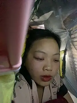 Snapshot of chaomay796xo chatting on 12.18.24 chaomay796xo online show from 12.18.24