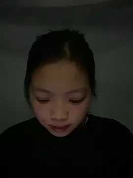 Snapshot of chaomay796xo chatting on 12.19.24 chaomay796xo online show from 12.19.24