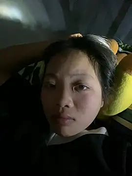 Snapshot of chaomay796xo chatting on 12.21.24 chaomay796xo online show from 12.21.24