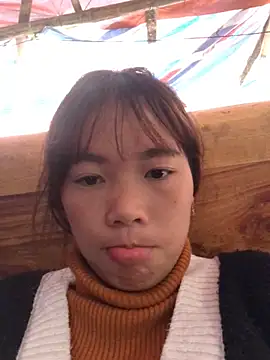 Snapshot of ngoclothingoc9en chatting on 12.21.24 ngoclothingoc9en online show from 12.21.24