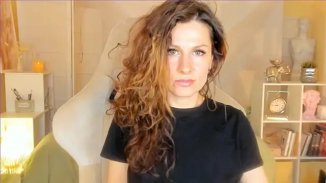 April o Nill online show from 03.16.25