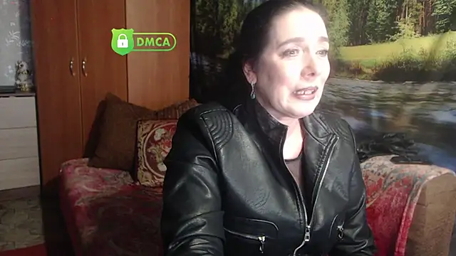 Snapshot of RositaSky chatting on 03.17.25 RositaSky online show from 03.17.25