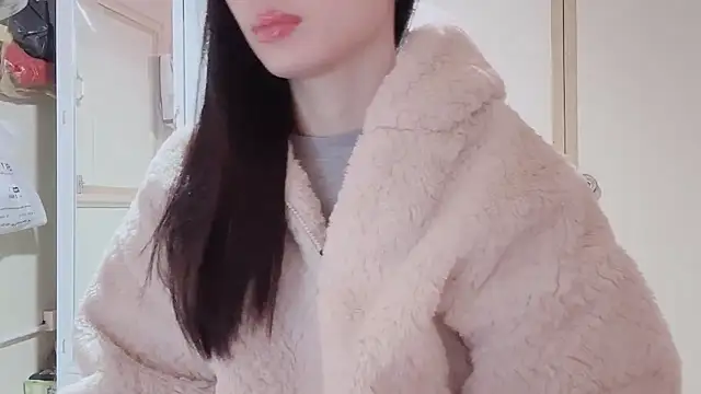 LinhChi 9x online show from 11.18.25