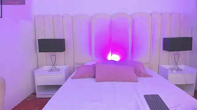 Tom Silver   online show from 02.17.25