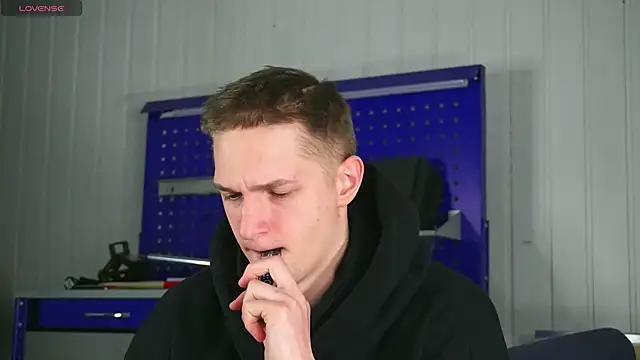 dustyn fox online show from 02.04.26