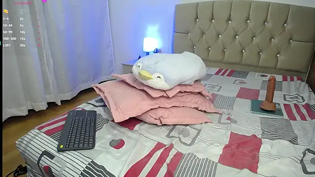 Snapshot of zoe_alanaa chatting on 12.24.24 zoe alanaa online show from 12.24.24