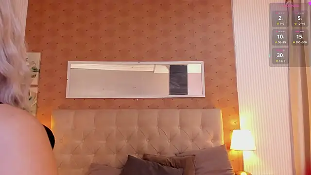 Snapshot of zoe_alanaa chatting on 09.10.25 zoe alanaa online show from 09.10.25