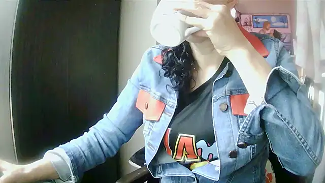 Snapshot of Jennys_room_77 chatting on 06.28.26 Jennys room 77 online show from 06.28.26