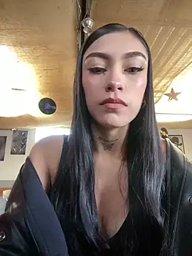 Effy Bonny online show from 01.24.25