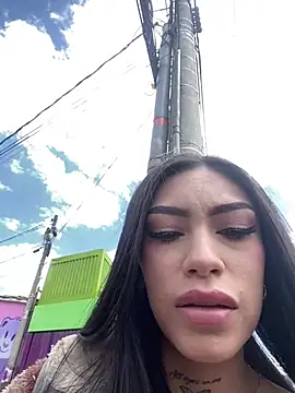 Effy Bonny online show from 02.01.25