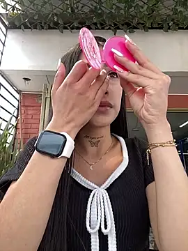 Effy Bonny online show from 02.10.25