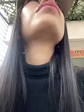 Effy Bonny online show from 02.14.25