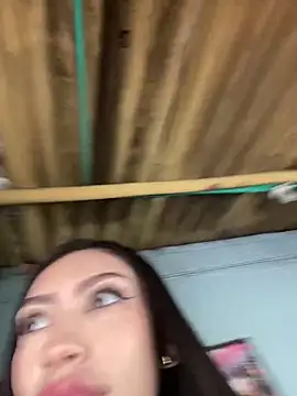 Effy Bonny online show from 02.22.25