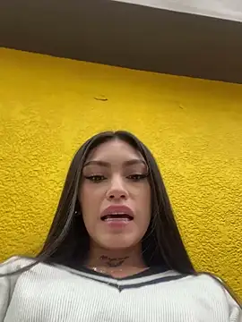 Effy Bonny online show from 02.22.25