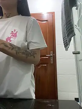 Effy Bonny online show from 10.05.25