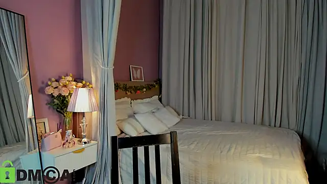 Dearly Emily online show from 02.06.26