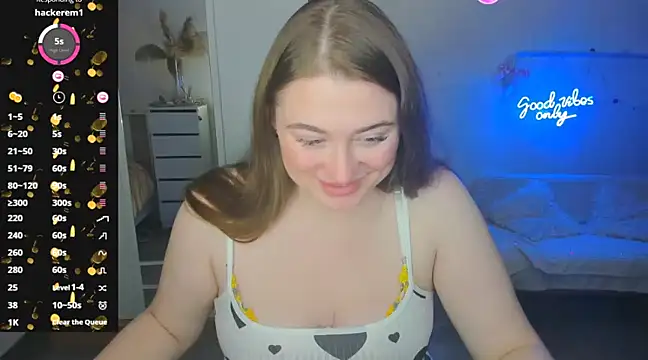 Demure Smile online show from 01.26.25