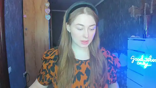 Demure Smile online show from 02.26.25