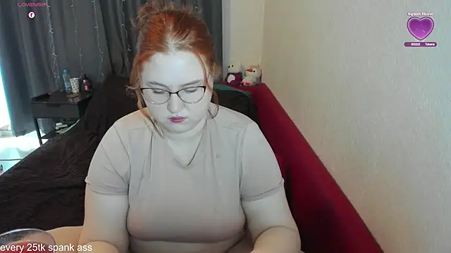 Snapshot of GeorginiaGrimes chatting on 06.09.26 GeorginiaGrimes online show from 06.09.26