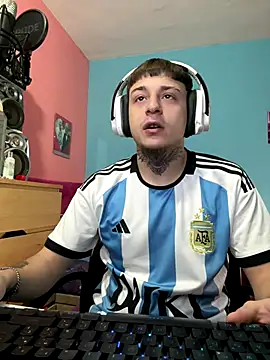 Nenejoven16- online show from 11.13.25