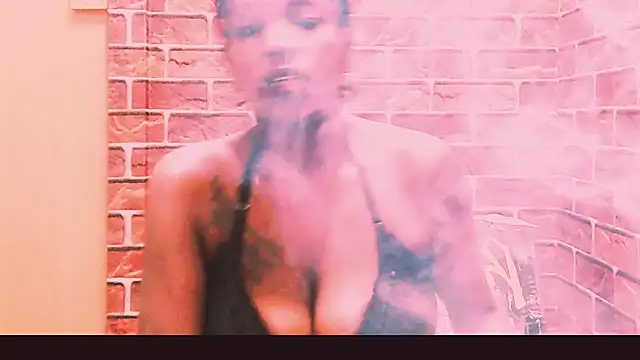 Snapshot of Fuckable_Nasty_MILF chatting on 06.16.26 Fuckable Nasty MILF online show from 06.16.26