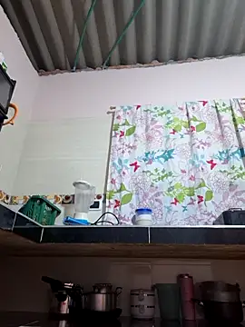 sexy-latin10 online show from 12.04.25