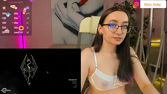 Snapshot of ShiroHeby chatting on 03.18.25 ShiroHeby online show from 03.18.25