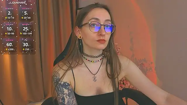 Snapshot of ShiroHeby chatting on 02.23.26 ShiroHeby online show from 02.23.26