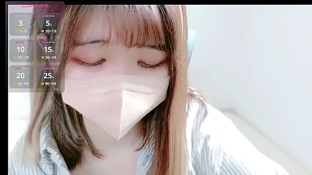 MoMoka jp online show from 04.24.26