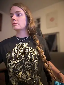 Piinkpandora online show from 10.31.25