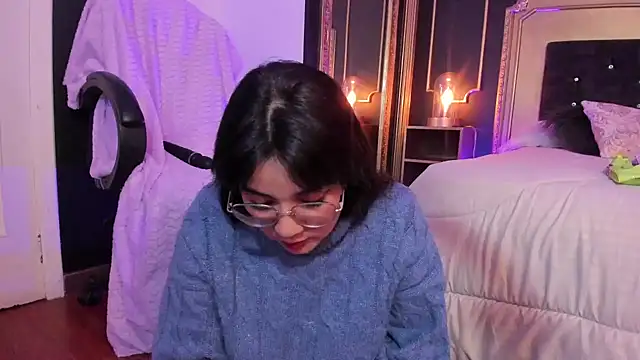 Snapshot of JeyLee chatting on 02.12.25 JeyLee online show from 02.12.25