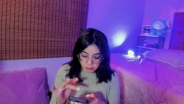 Snapshot of JeyLee chatting on 09.24.25 JeyLee online show from 09.24.25