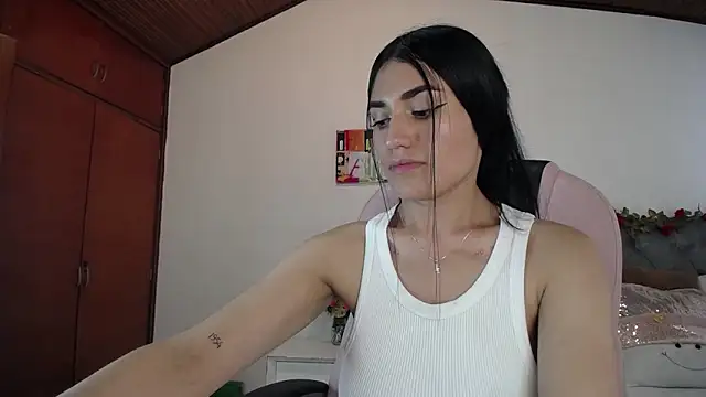 Snapshot of Alheli_16 chatting on 12.13.24 Alheli 16 online show from 12.13.24