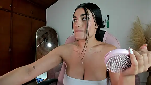 Alheli 16 online show from 02.21.26